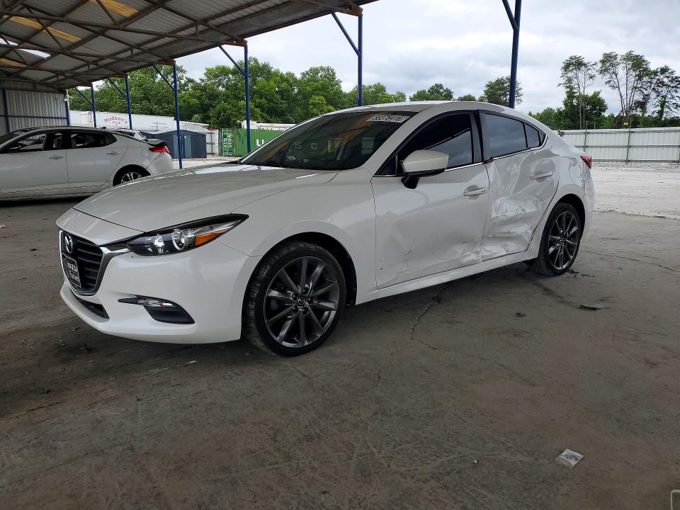 2018 MAZDA 3 TOURING - 1