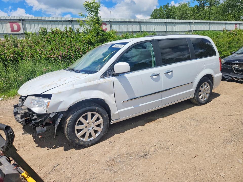2016 CHRYSLER TOWN & COUNTRY TOURING - 1