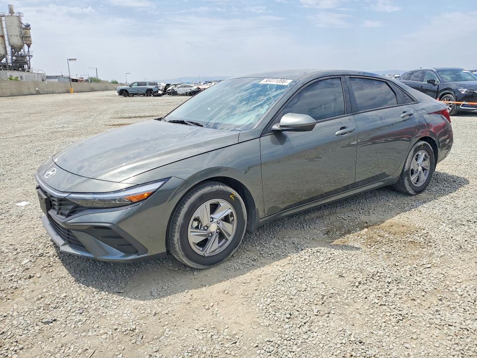 2024 HYUNDAI ELANTRA SE - 1