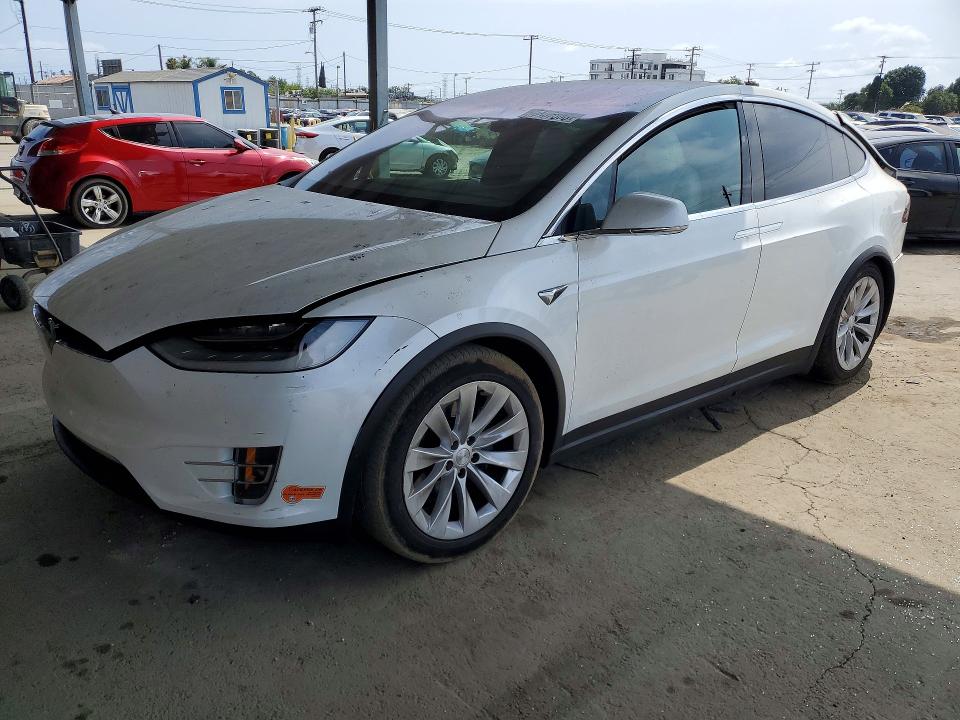 2020 TESLA MODEL X - 1