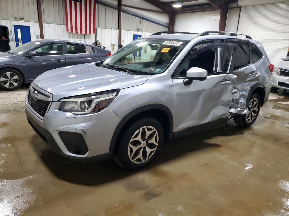 2020 SUBARU FORESTER PREMIUM - 1