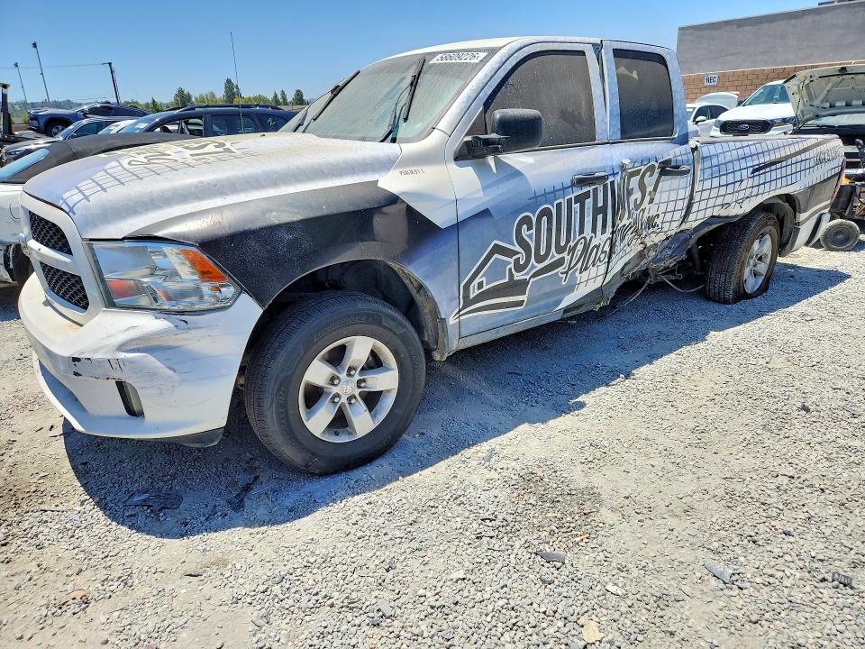 2019 RAM 1500 CLASSIC TRADESMAN - 1