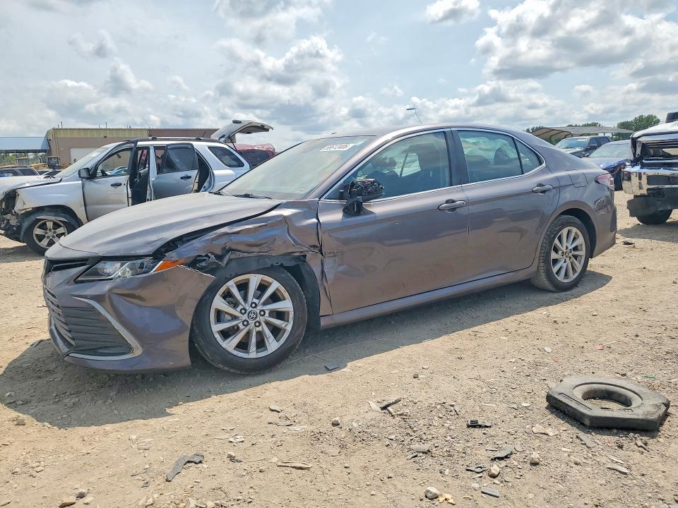 2023 TOYOTA CAMRY LE - 1