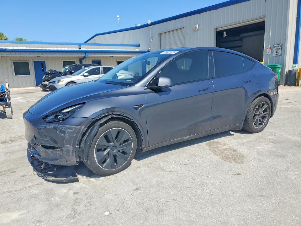 2024 TESLA MODEL Y - 1