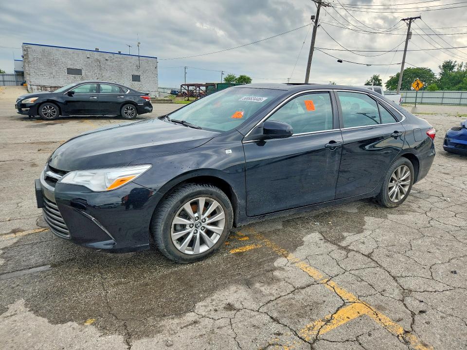 2017 TOYOTA CAMRY XLE - 1