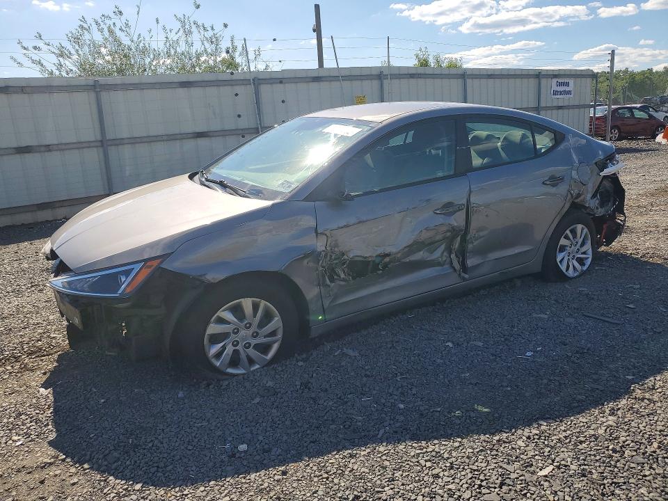 2020 HYUNDAI ELANTRA SE - 1