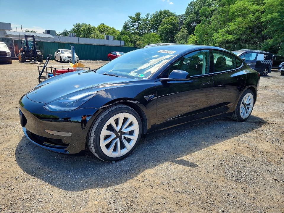 2022 TESLA MODEL 3 - 1
