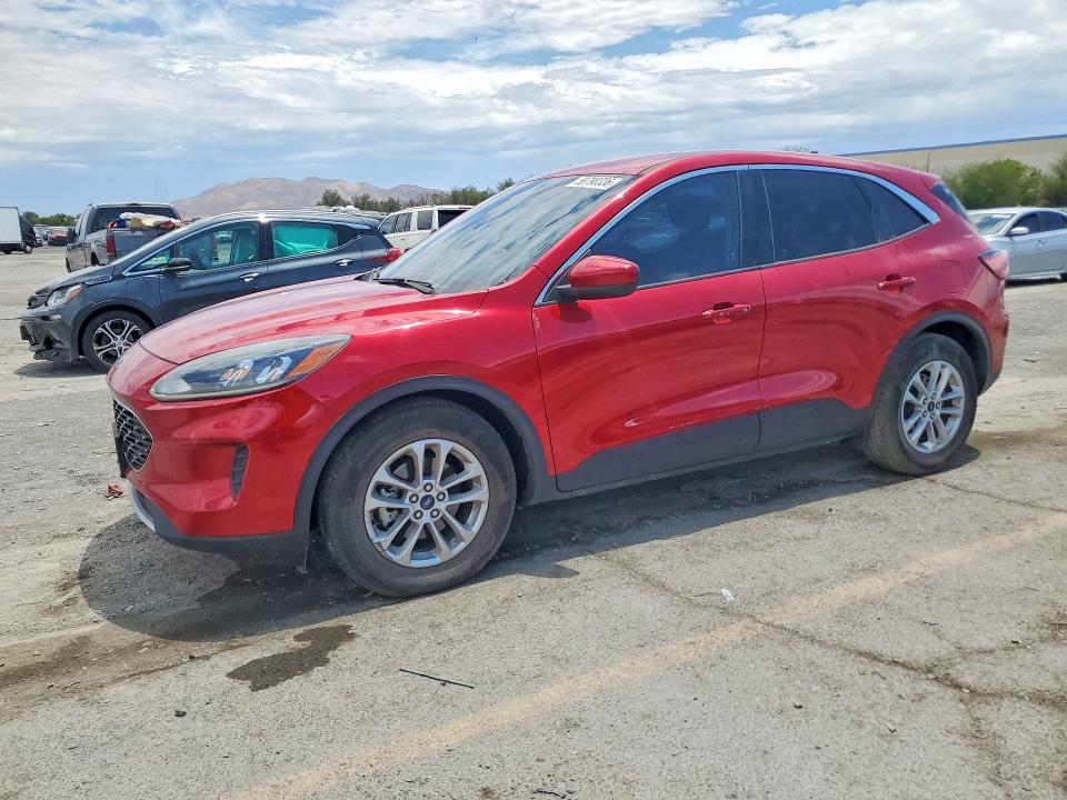 2020 FORD ESCAPE SE - 1