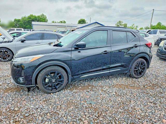 2021 NISSAN KICKS SR - 1