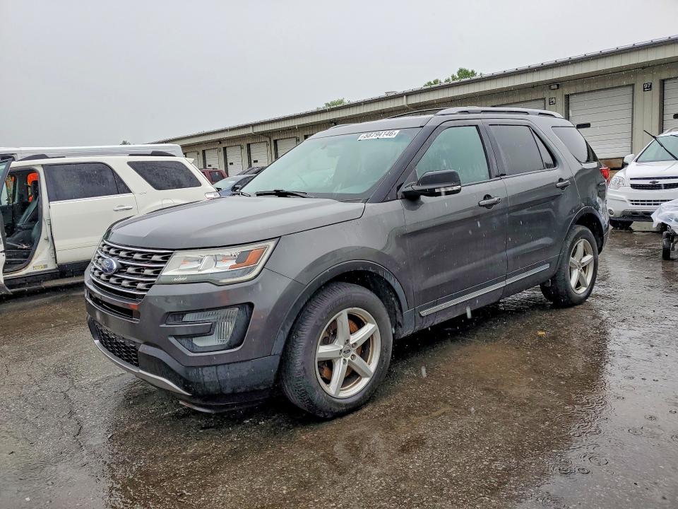 2017 FORD EXPLORER XLT - 1