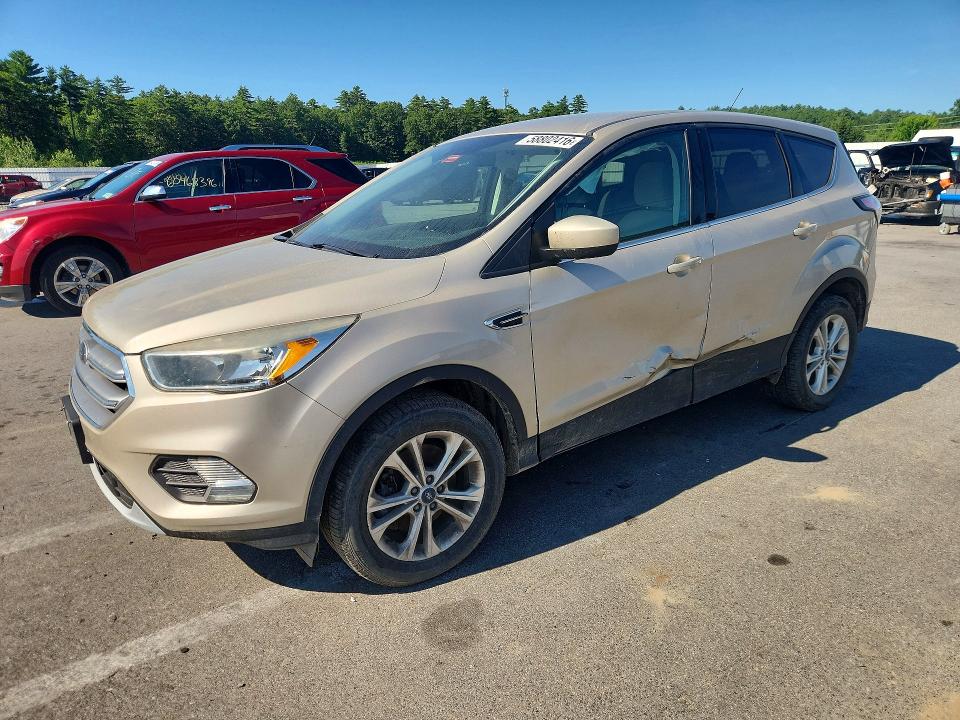 2017 FORD ESCAPE SE - 1