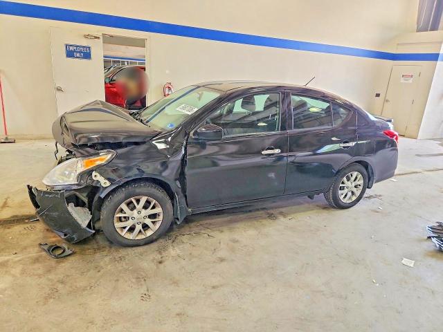 2018 NISSAN VERSA SV - 1
