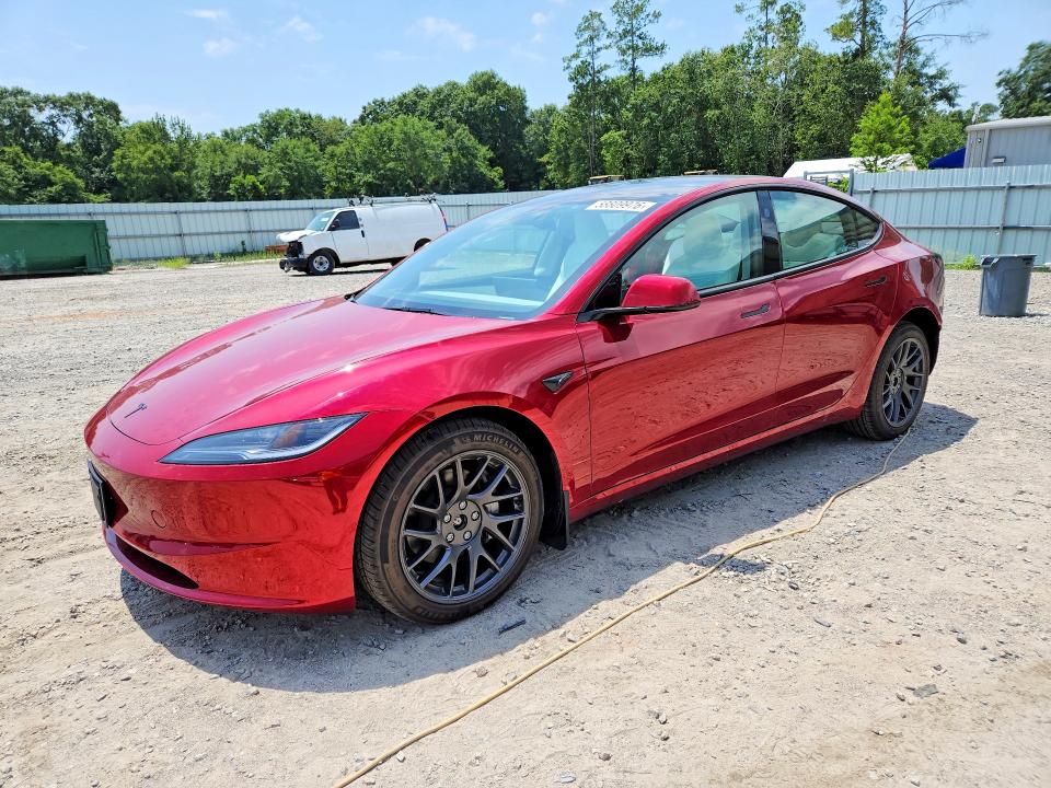 2026 TESLA MODEL 3 - 1