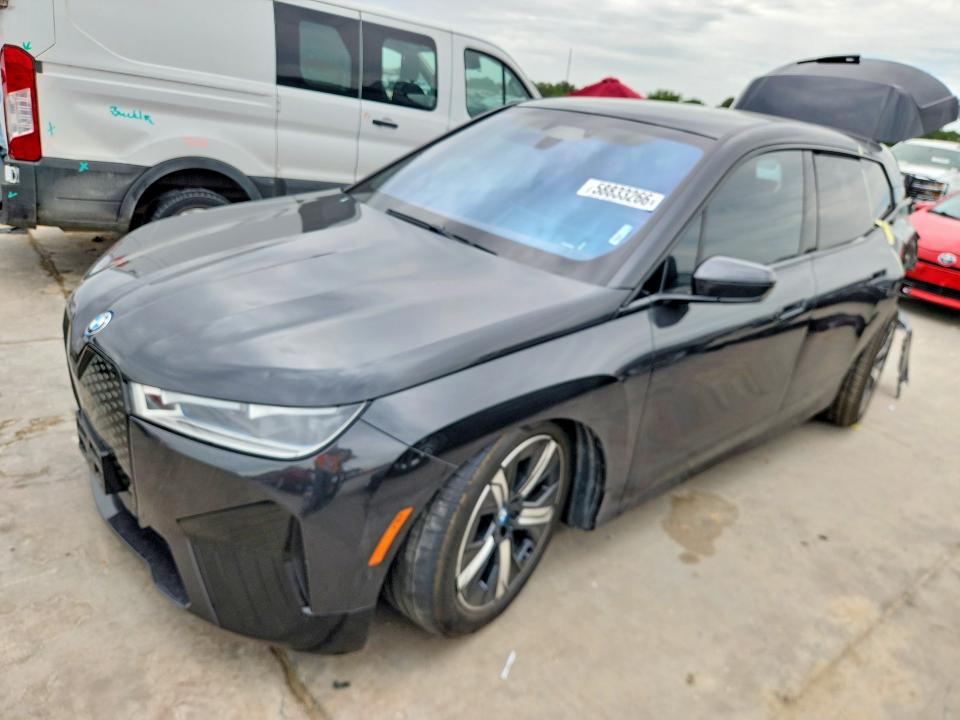 2022 BMW IX XDRIVE50 - 1