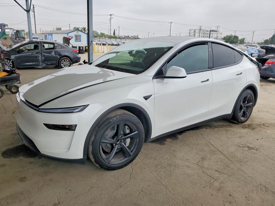 2026 TESLA MODEL Y - 1