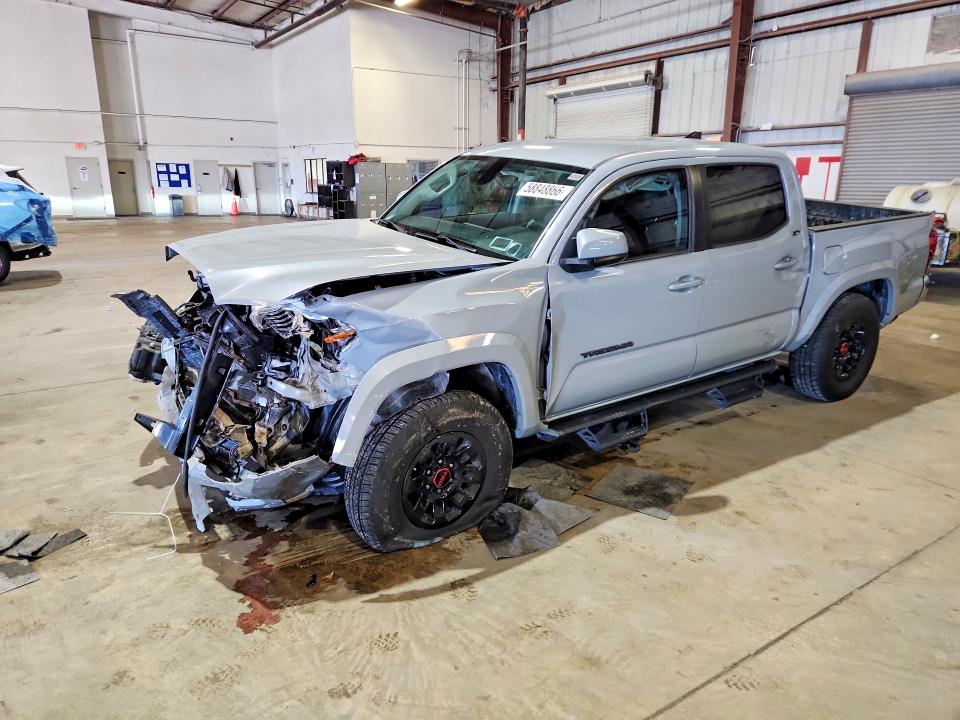 2019 TOYOTA TACOMA SR5 V6 - 1