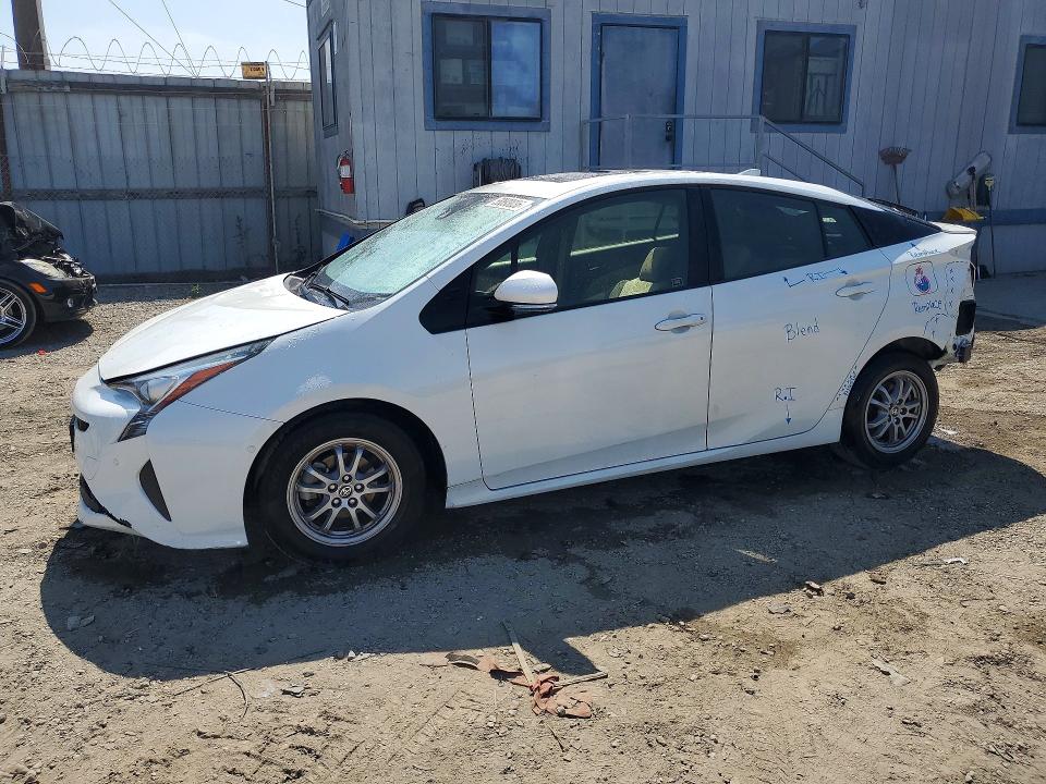 2017 TOYOTA PRIUS THREE - 1