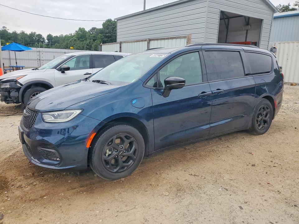 2024 CHRYSLER PACIFICA HYBRID SELECT - 1