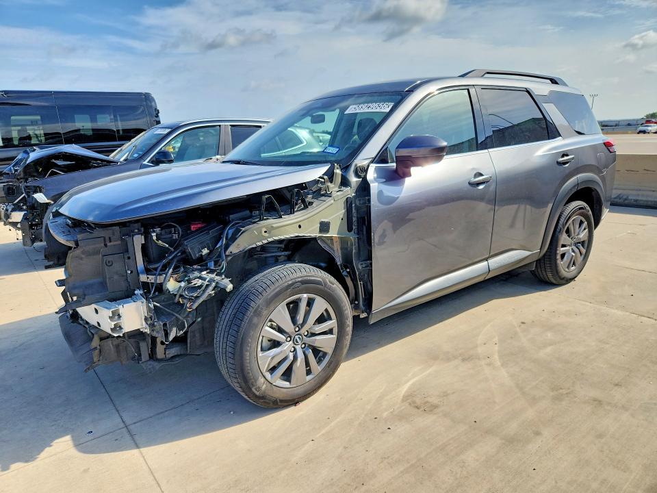 2025 NISSAN PATHFINDER SV - 1
