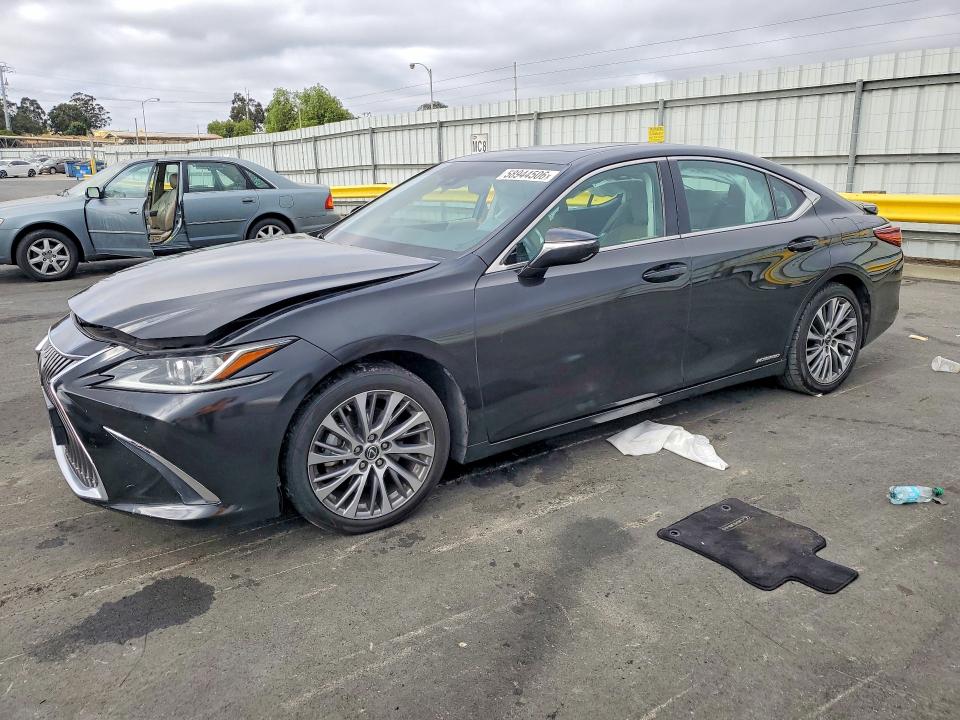 2019 LEXUS ES 300H - 1