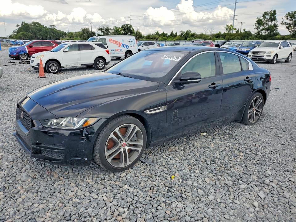 2018 JAGUAR XE PREMIUM - 1