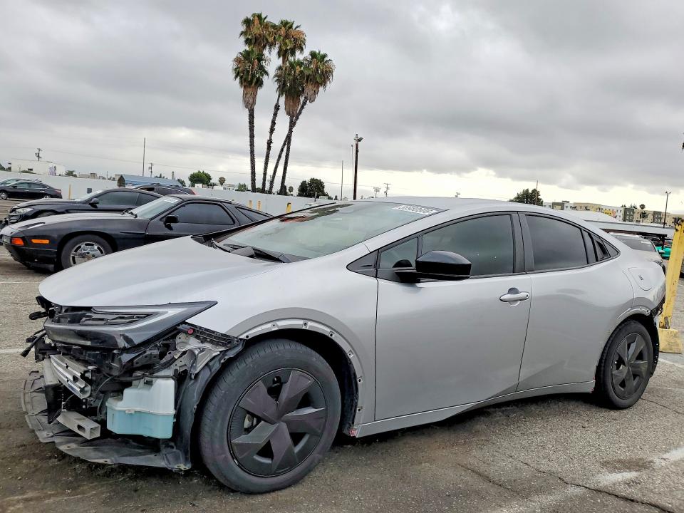 2023 TOYOTA PRIUS LE - 1