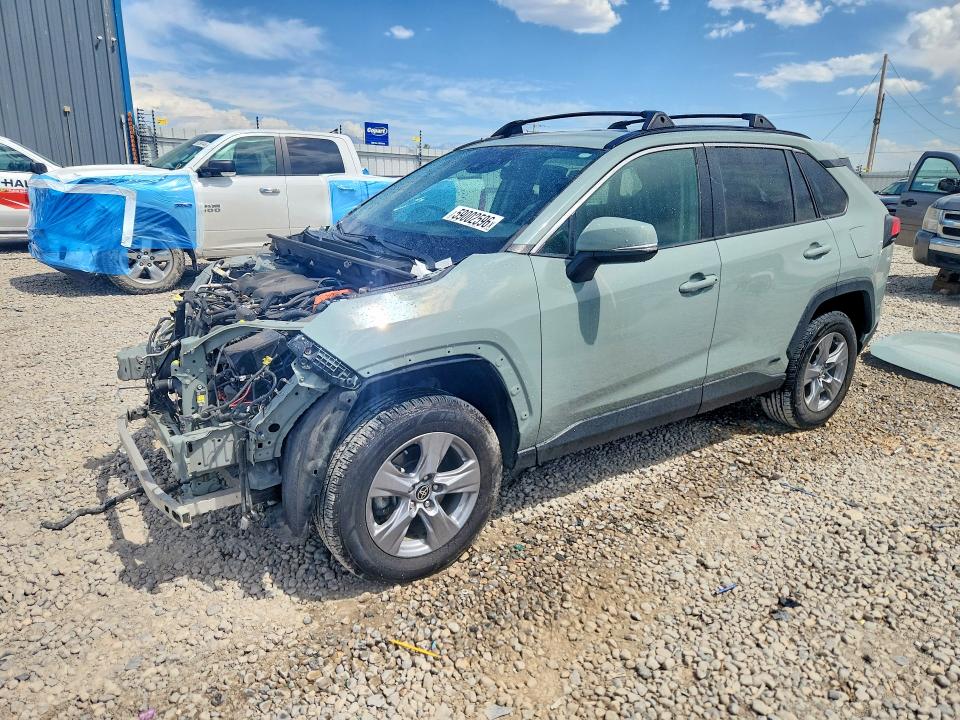 2022 TOYOTA RAV4 XLE - 1