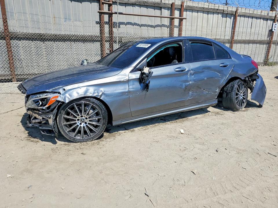 2018 MERCEDES-BENZ C 300 - 1