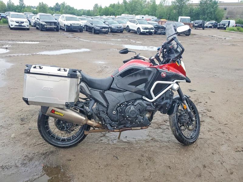 2016 HONDA VFR1200 D - 1