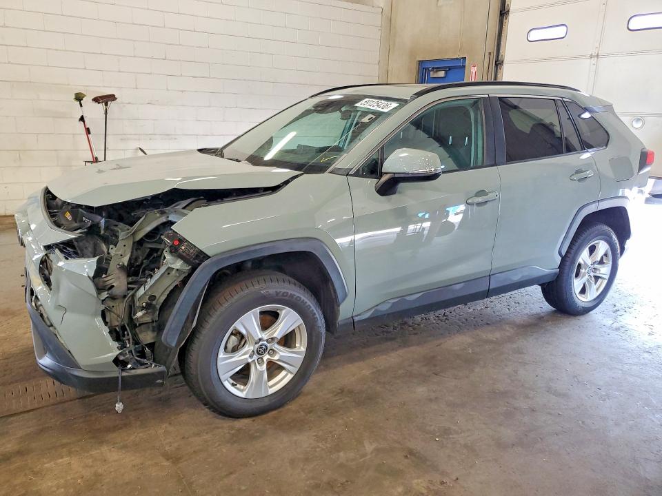 2021 TOYOTA RAV4 XLE - 1