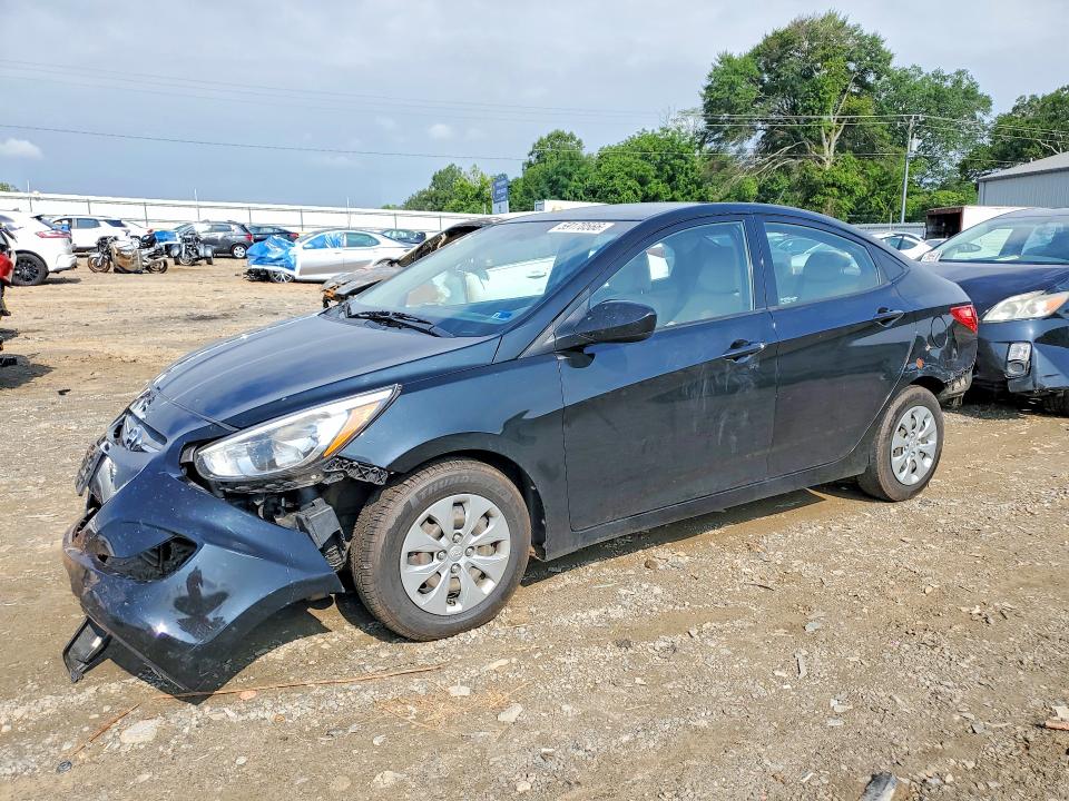 2017 HYUNDAI ACCENT SE - 1