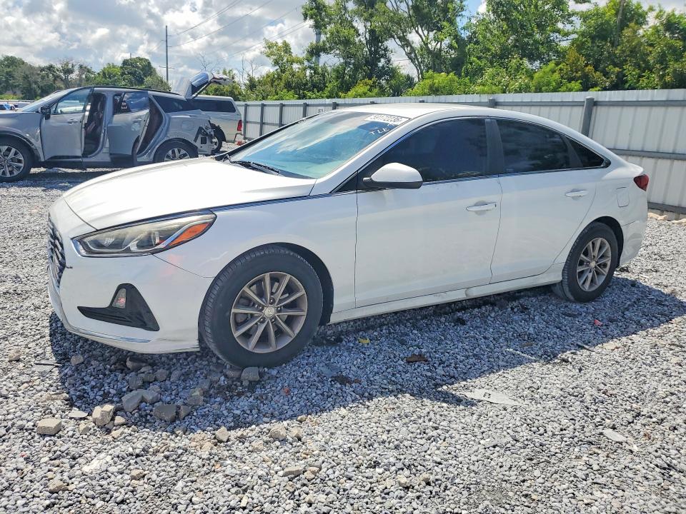 2018 HYUNDAI SONATA SE - 1