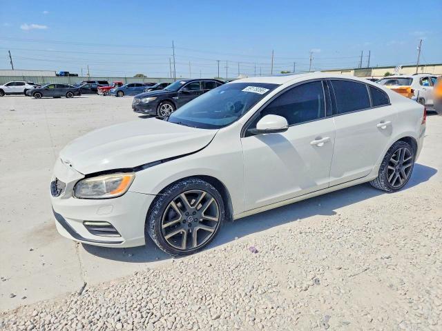2018 VOLVO S60 DYNAMIC - 1