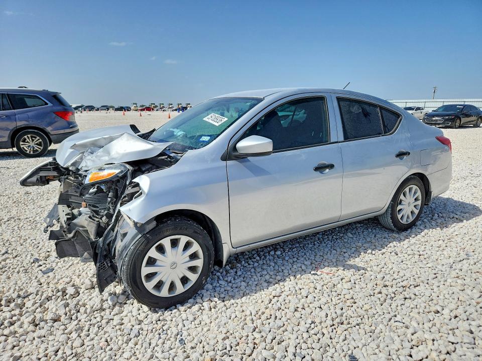2019 NISSAN VERSA S - 1