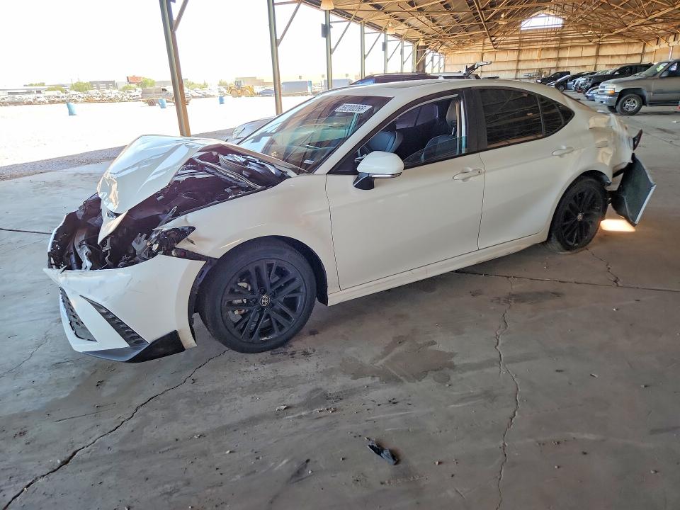2025 TOYOTA CAMRY SE - 1