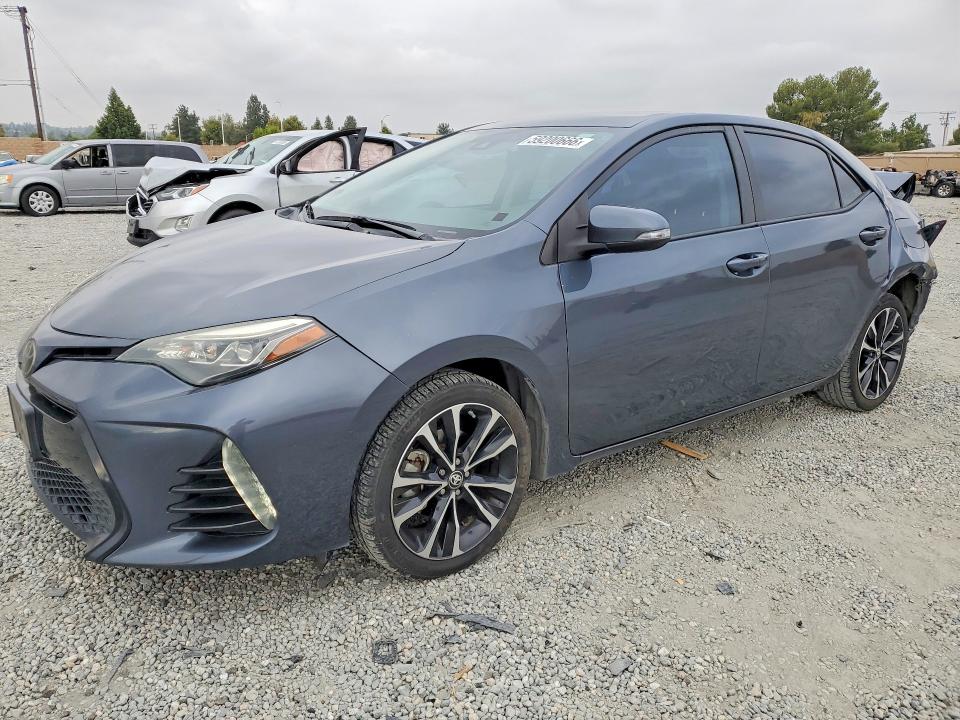2018 TOYOTA COROLLA SE - 1