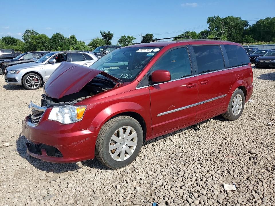 2016 CHRYSLER TOWN & COUNTRY TOURING - 1