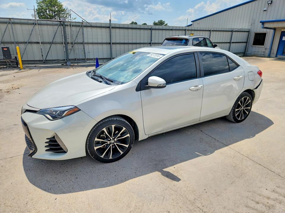2019 TOYOTA COROLLA SE - 1