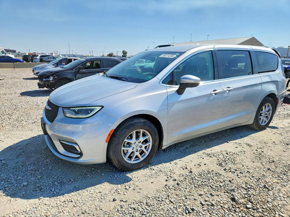 2023 CHRYSLER PACIFICA TOURING L - 1
