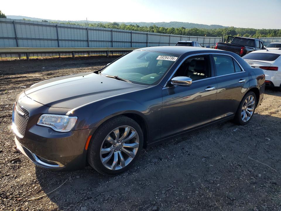 2019 CHRYSLER 300 LIMITED - 1