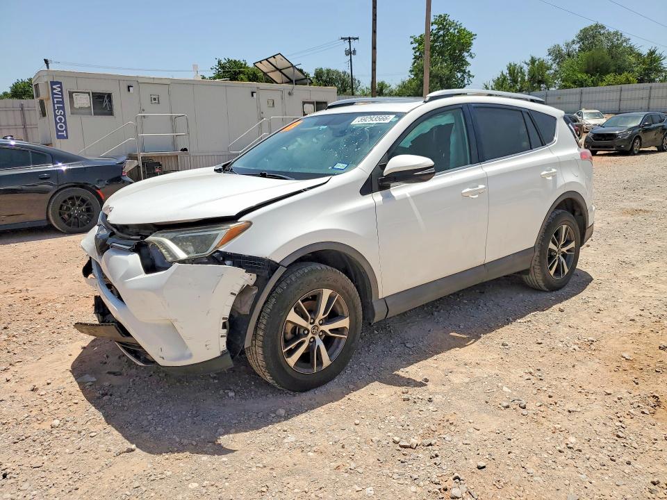 2016 TOYOTA RAV4 XLE - 1