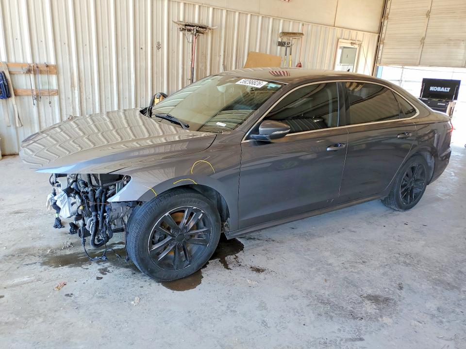 2020 VOLKSWAGEN PASSAT SE - 1