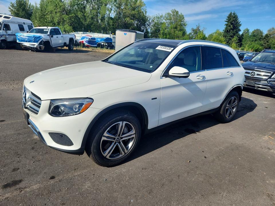 2019 MERCEDES-BENZ GLC 350E - 1