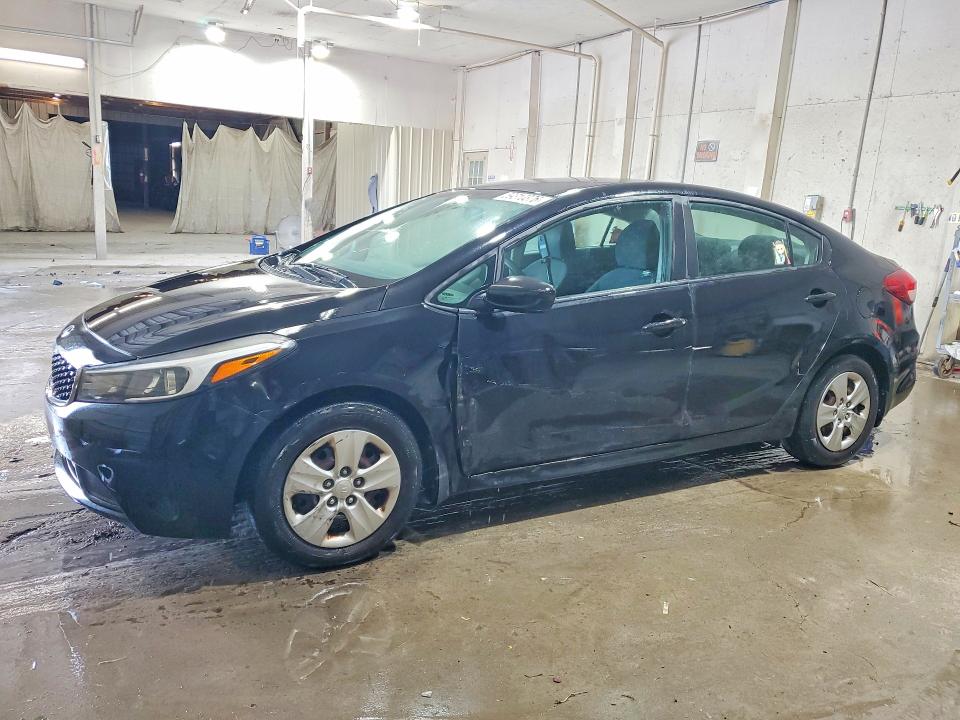 2017 KIA FORTE LX - 1