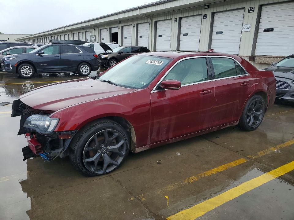 2018 CHRYSLER 300 TOURING - 1