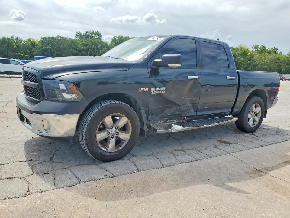 2016 RAM 1500 SLT - 1