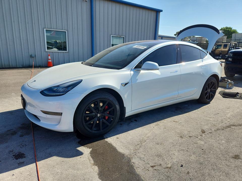 2018 TESLA MODEL 3 - 1