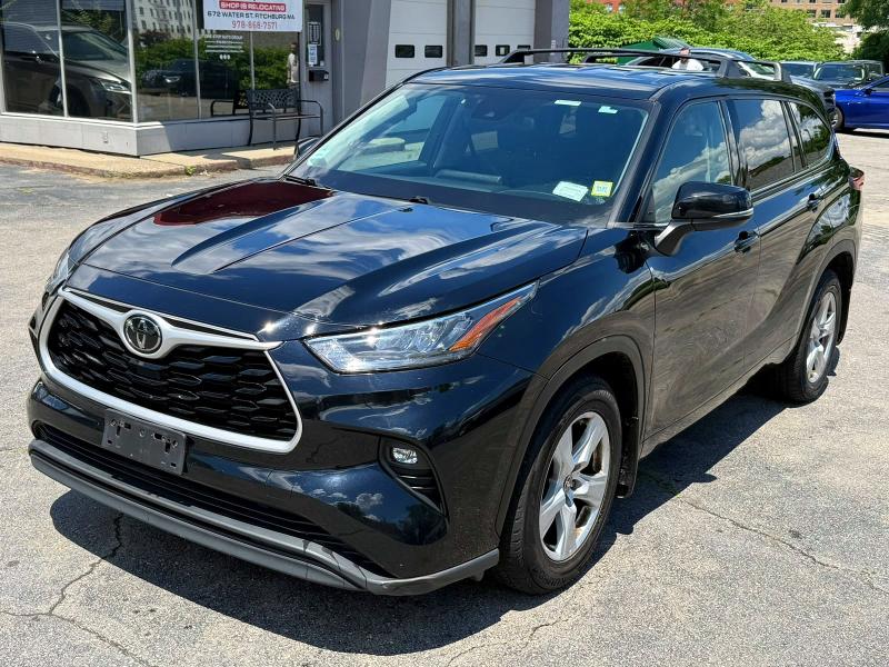2020 TOYOTA HIGHLANDER LE - 1