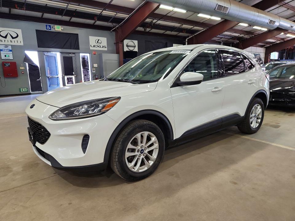 2020 FORD ESCAPE SE - 1