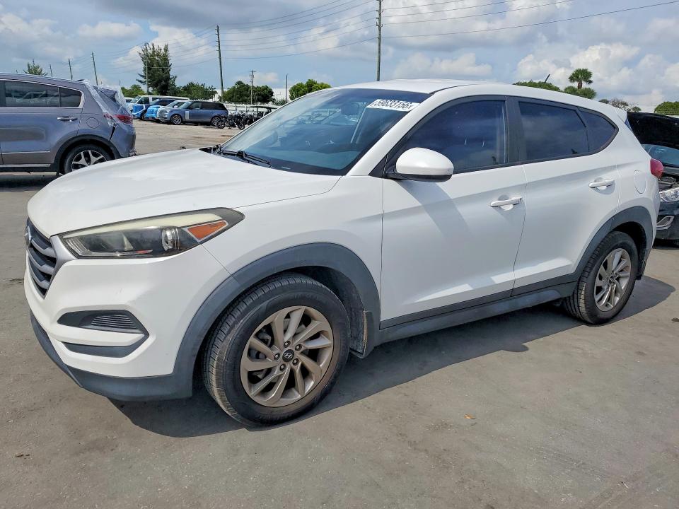 2017 HYUNDAI TUCSON SE - 1
